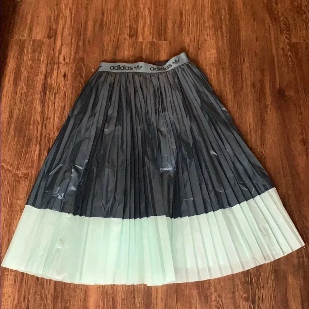 Adidas Originals Pleated Tulle Skirt Women’s Sz Med K-Pop NWT - Picture 3 of 7
